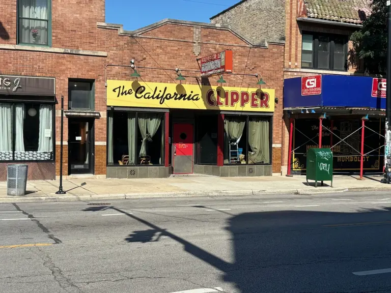 Well-Known Tavern Opportunity with PPA License