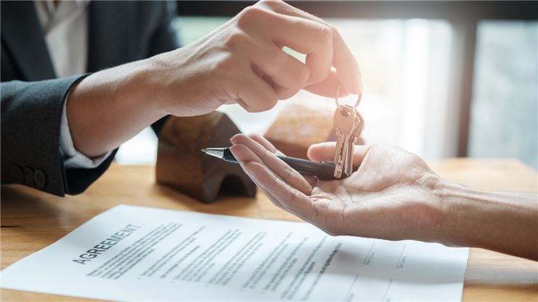 Commercial Suite Lease Takeover – Plant City, FL