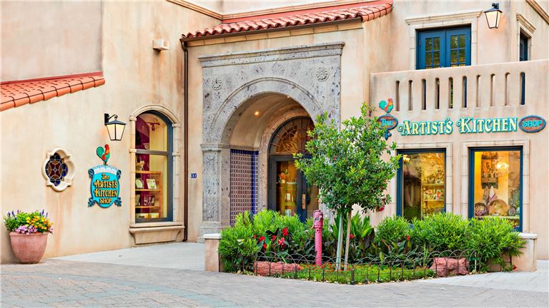International Award-Winning Gourmet Artist’s Kitchen Shop for sale