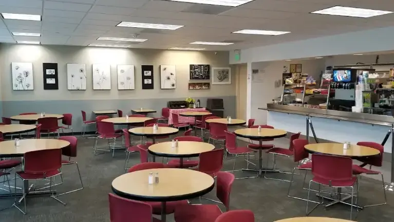 Short Hour 5-day Deli