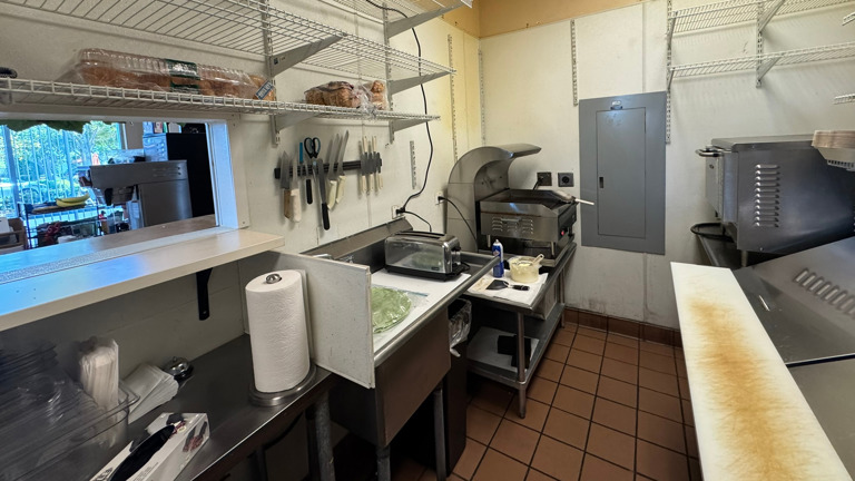 Deli For Sale – Steady Sales, Easy to Run, Fully Turnkey!