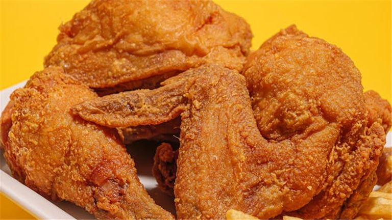 Independent Fried Chicken Restaurant - Est. 40+ Years