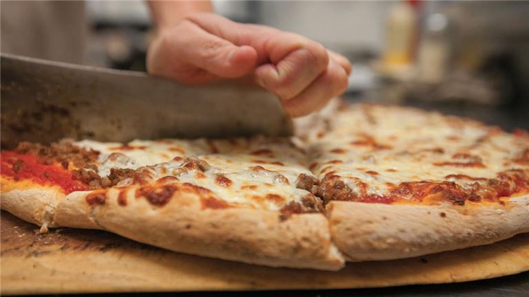 Profitable Owner Operator Pizzeria Restaurant in Busy Plaza