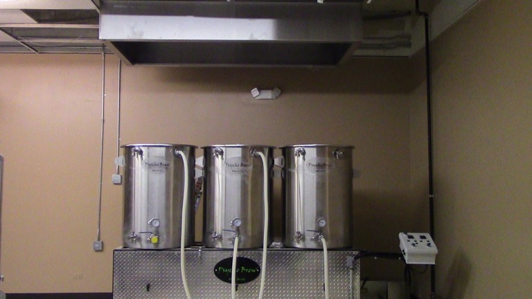 3 Kettle Brewing Station