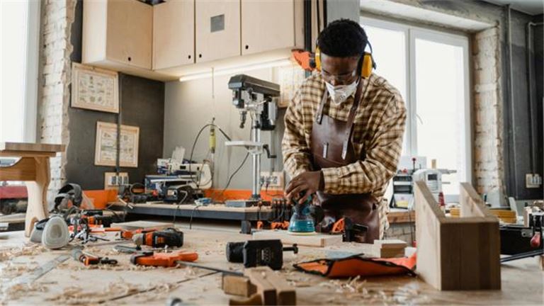 Premier Custom Cabinet Business – Expandable & Profitable