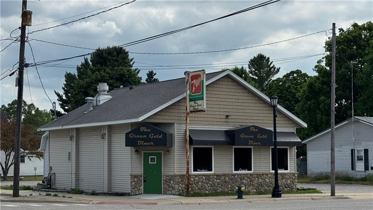 201 W. 7th Street, Evart, MI