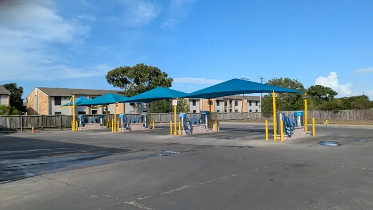 Cascade Car Wash for Sale - Land included