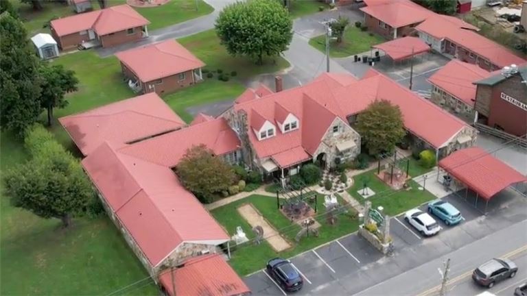 Destination 21 Rm Motel + 5Bd/4Ba House