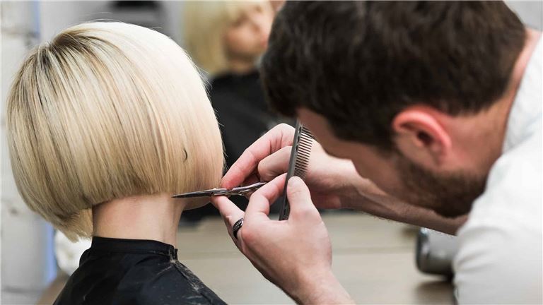 Sensational Hair Salon Near El Paseo in Palm Desert - Make an Offer