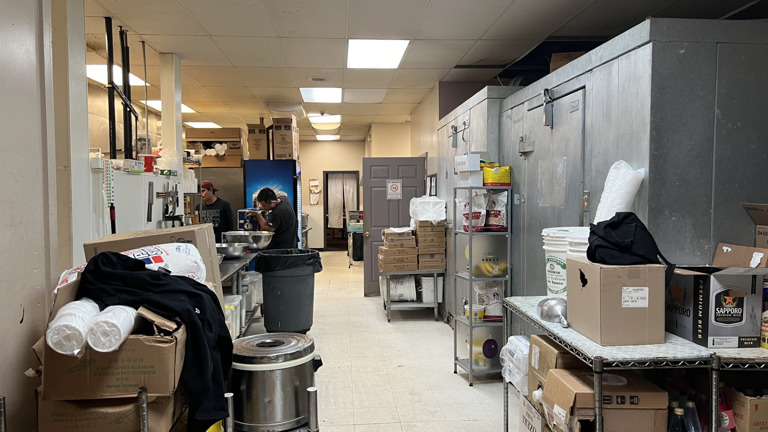 1,500 sqft kitchen area