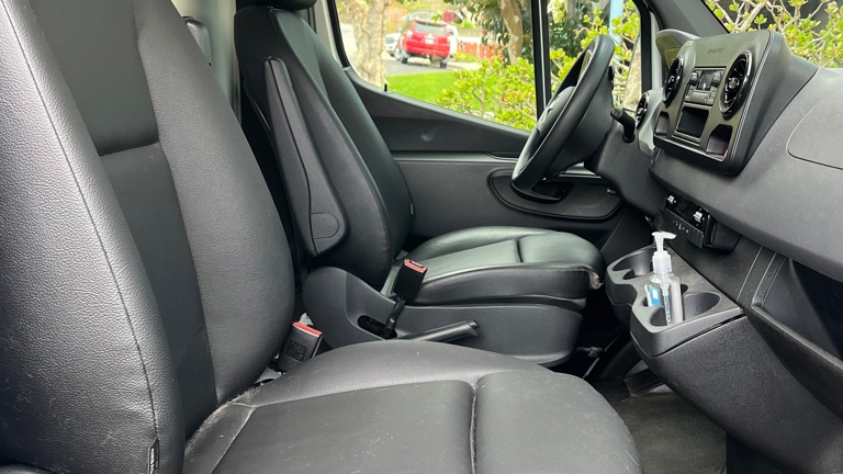 Cab and low mileage approximately 31,000 mi