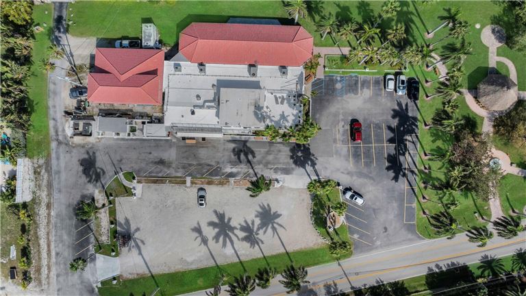 Prime Trophy Property