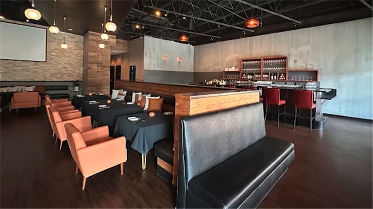 Upscale Asian-Fusion  in Affluent Neighborhood - Turnkey Strong Review