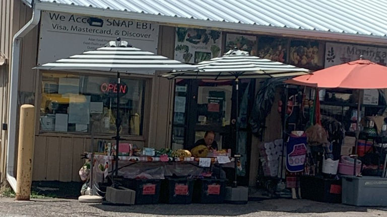 Established grocery/convenience mart in Hmongtown Marketplace