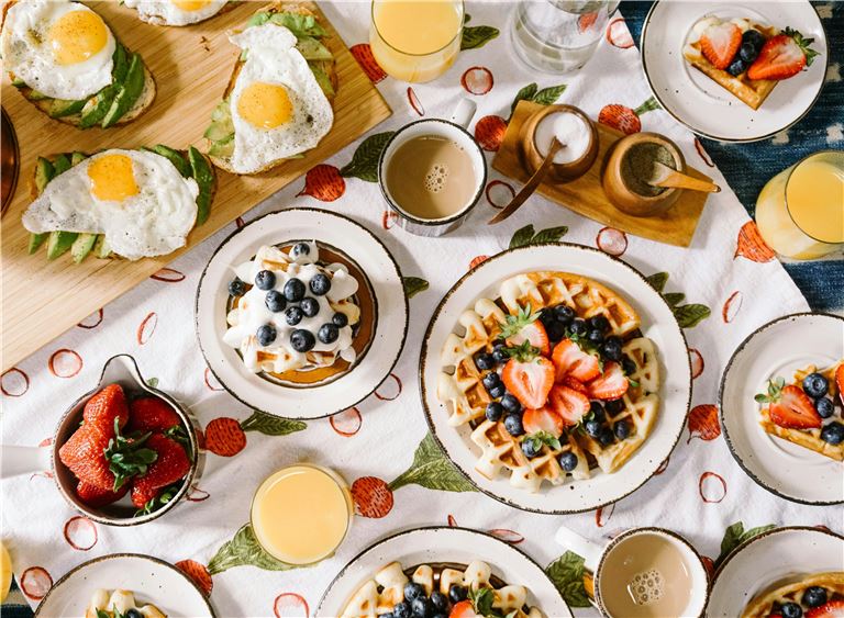 Restaurant & Bar So OC Beach Location Busy Top Location