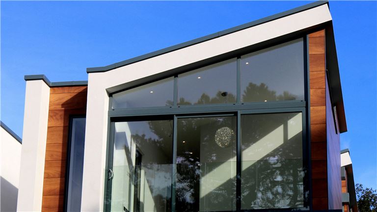 NY Commercial Glazing Contractor with Custom Fabrication Capabilities