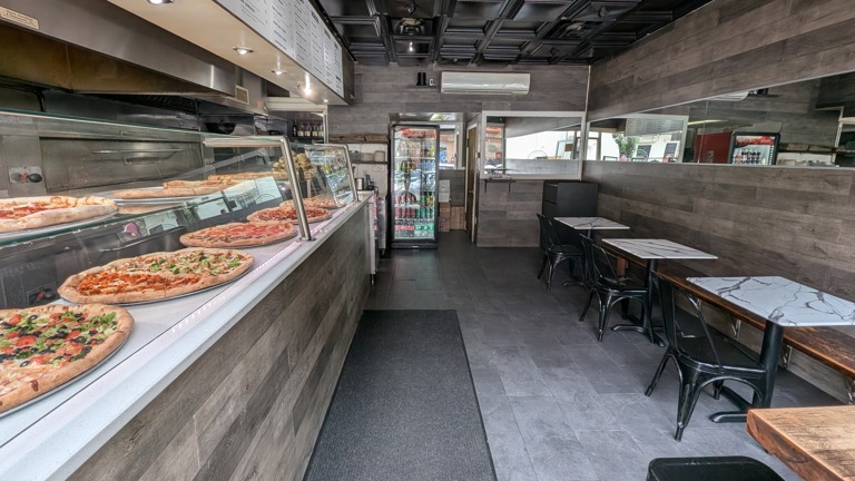 East Harlem Pizzeria