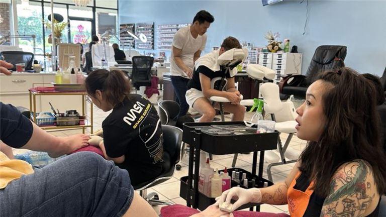 Turn Key High-End Nail Salon [9 Yrs/ Income check]