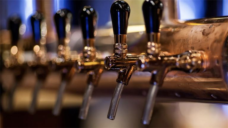 Bar-Business and Real Estate for Sale