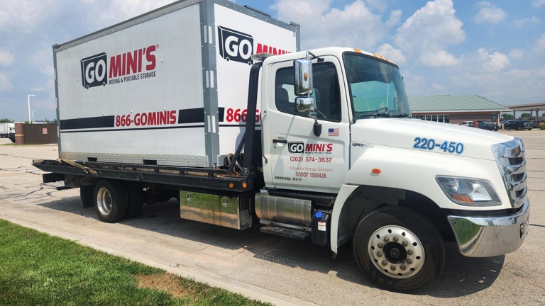 Self storage and moving 