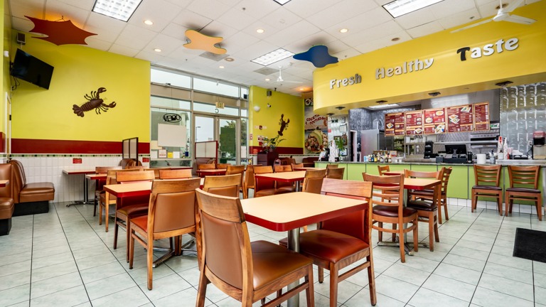 Spacious Dining Room