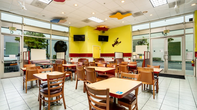 Light and Bright Space