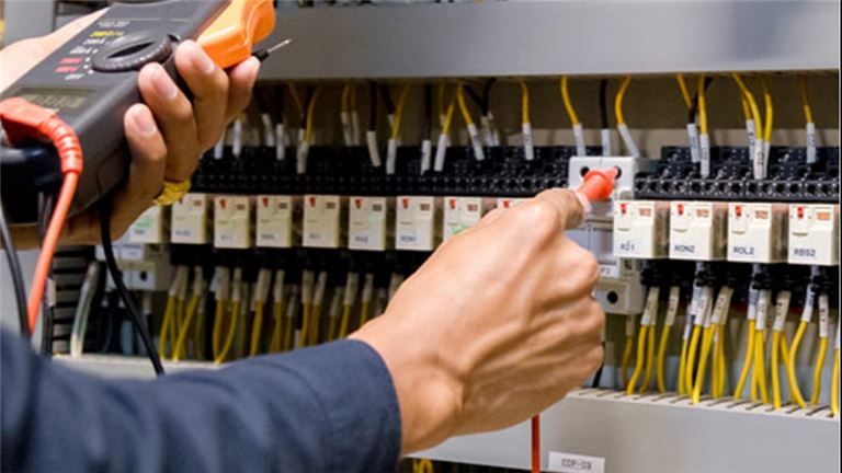 Profitable Electrical Company with loyal team and big contracts