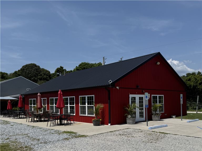 Beautiful Fully Functional Winery and Vineyard in Cape May Court House