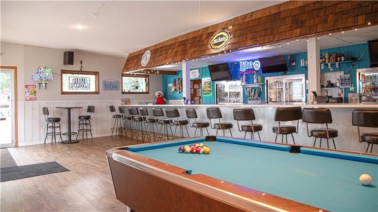 HSC-Prime Main Street location with real estate included