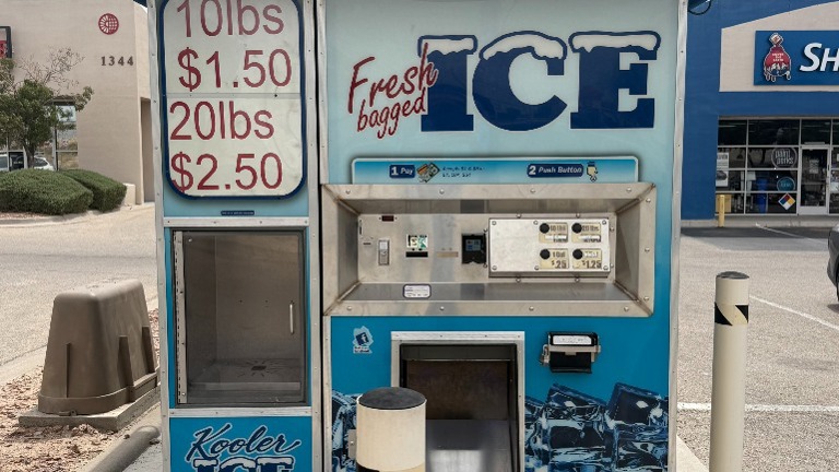 Turnkey Low-Maintenance Water & Ice Vending Business