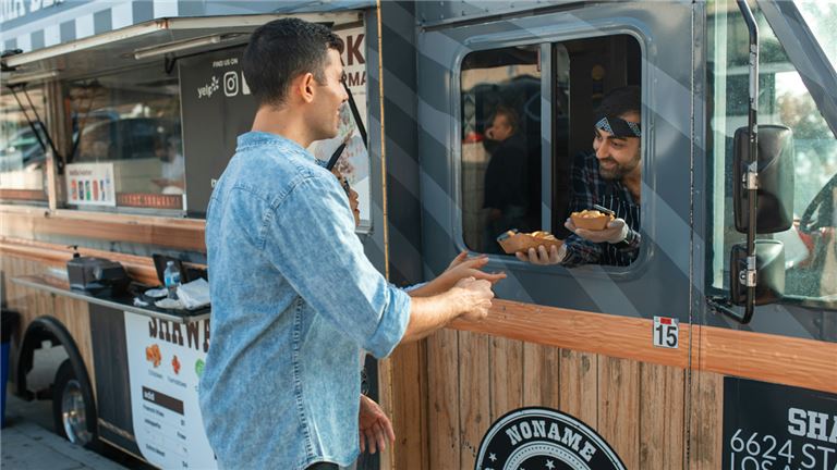 Mountain Town Stationary Food Truck For Sale!!