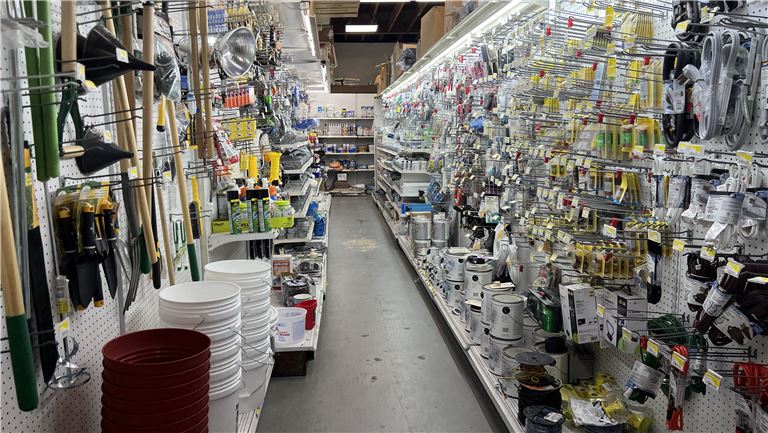 Established Hardware Store– Serving Both Commercial and Retail Clients