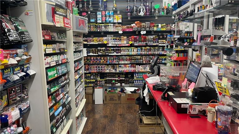 $180,000 NET #10 Glendale Beer & Wine Convenience Store in Stand-Alone