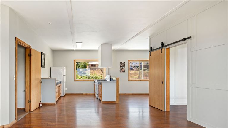 Upstairs Private Kitchen & Dining