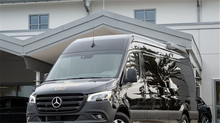 Established Private Airport Transfer Co.