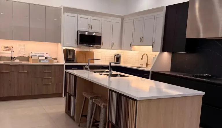 Start your  Kitchen & Cabinet Showroom business in Bergen County #0335