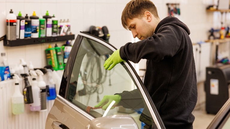 Profitable Automotive Tint Shop