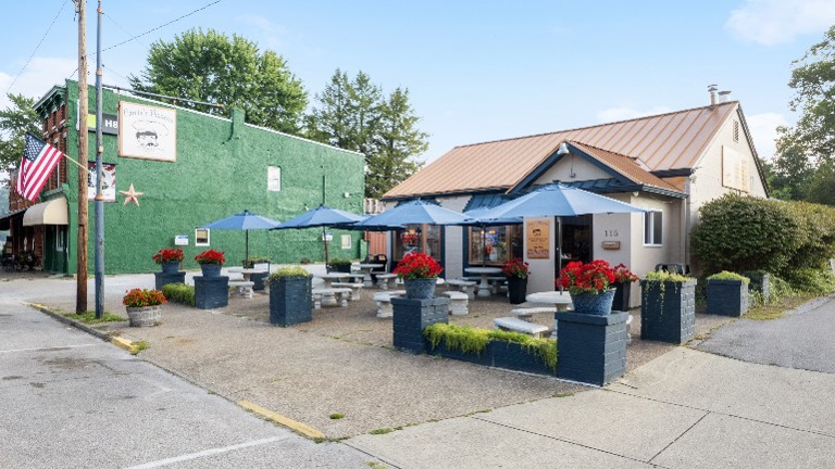 Carota's Pizzeria