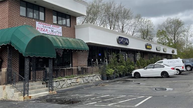 Pizza Lounge for sale Amazing Location South of Hartford
