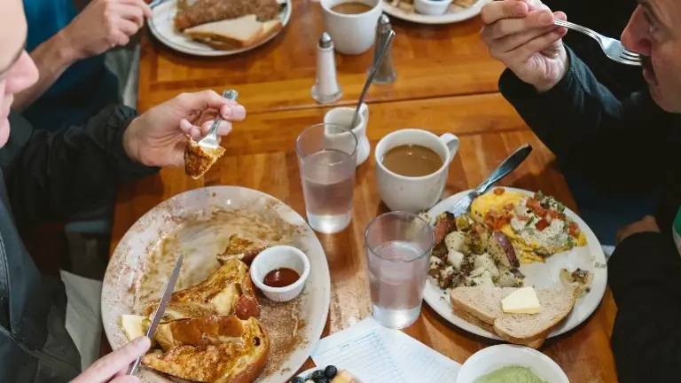 Profitable Càfe for Sale