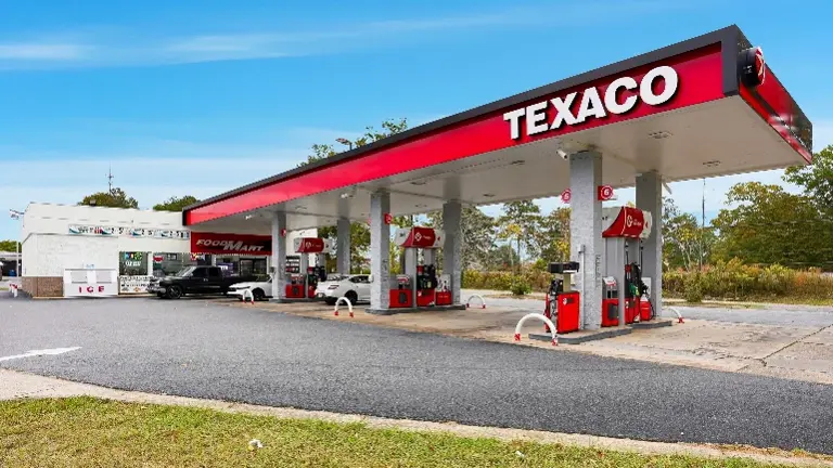 Absentee Owner Texaco in Jonesboro, GA