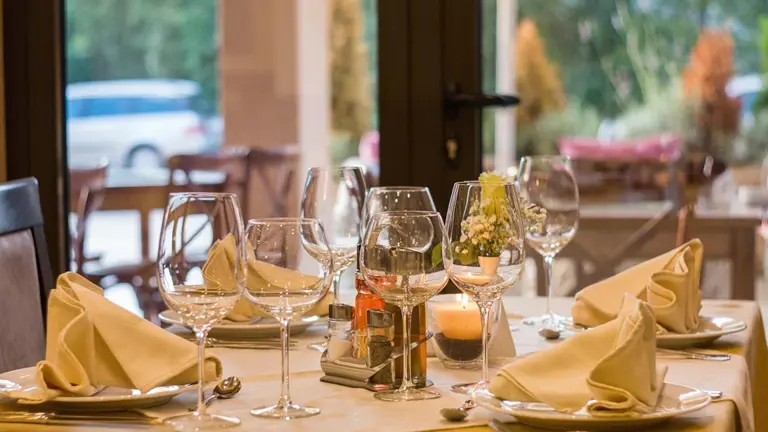 Florida Restaurant for sale in Amelia Island! 5COP LIquor License!