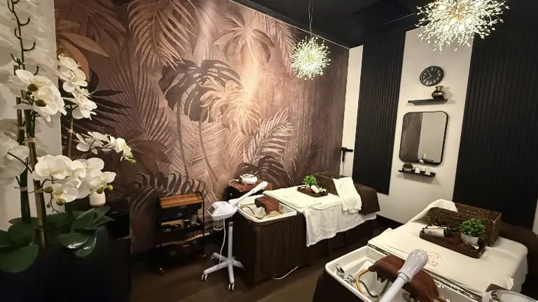 Luxury Head Spa For Sale! GREAT OPPURTUNITY!