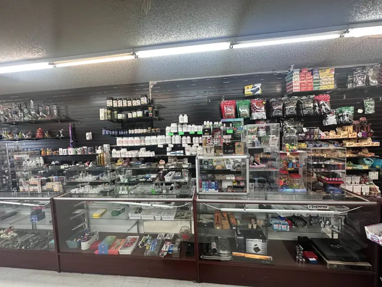 $144,000 NET Semi-Absentee-Run Phoenix Smoke Shop w/Inventory Included