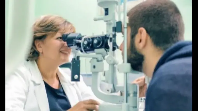 See Clearly: Thriving Optical & PPO Business in NYC for Sale!