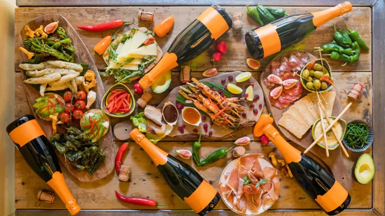 Downtown St Petersburg FL Wine Bar and Restaurant for Sale