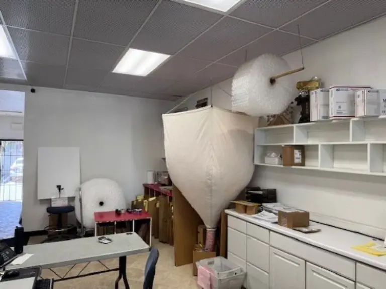 MAILBOX & SHIPPING SERVICES- GOOD RECORDS