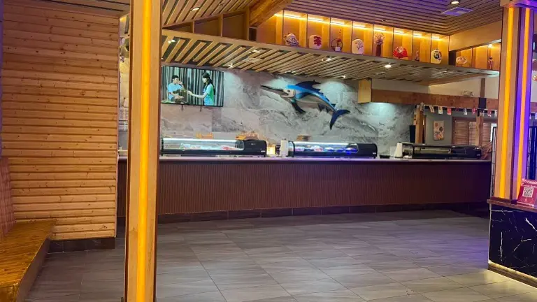 Turnkey Sushi Restaurant in Prime Location