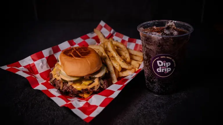 We offer also smash burgers, wings and many other items.