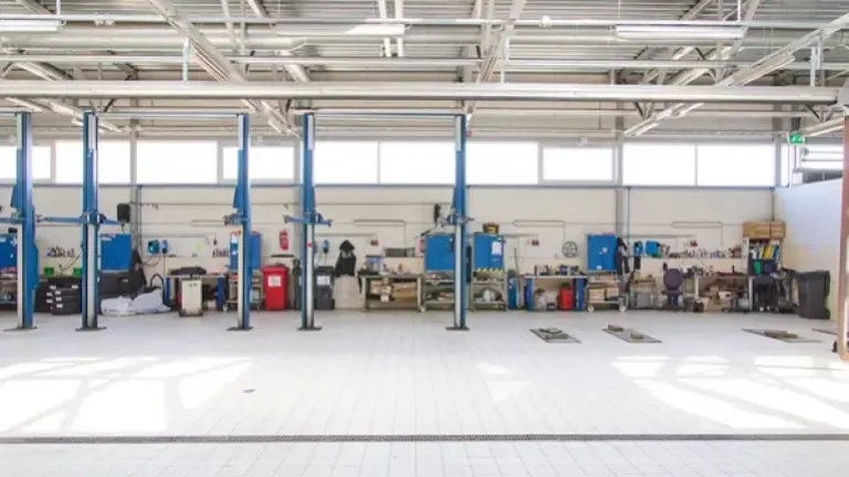 Long Establish High End Bodyshop South Bay LA County